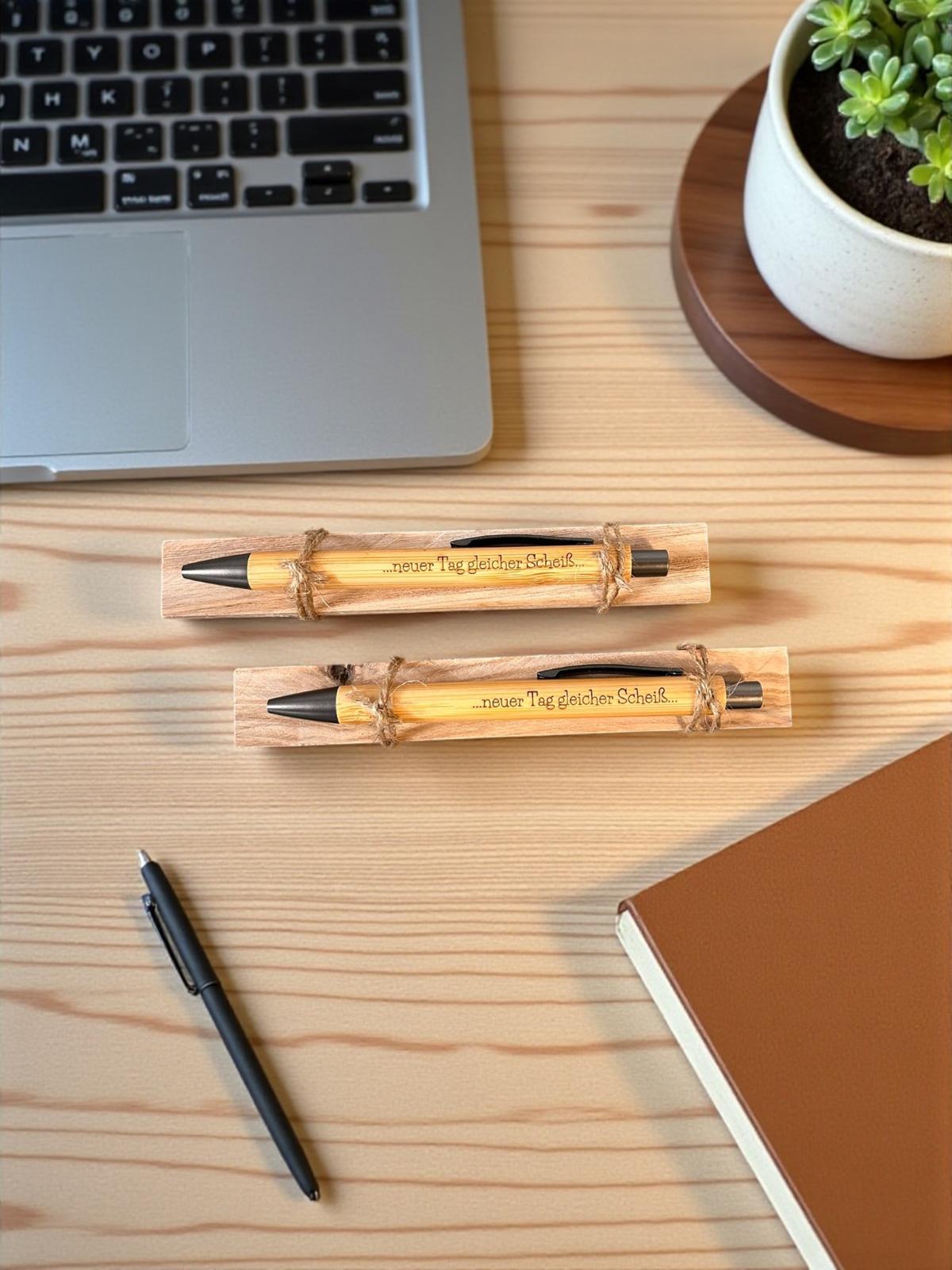 Bambus Kugelschreiber mit Gravur – personalisierter Holz Kugelschreiber – Geschenk mit Wunschtext