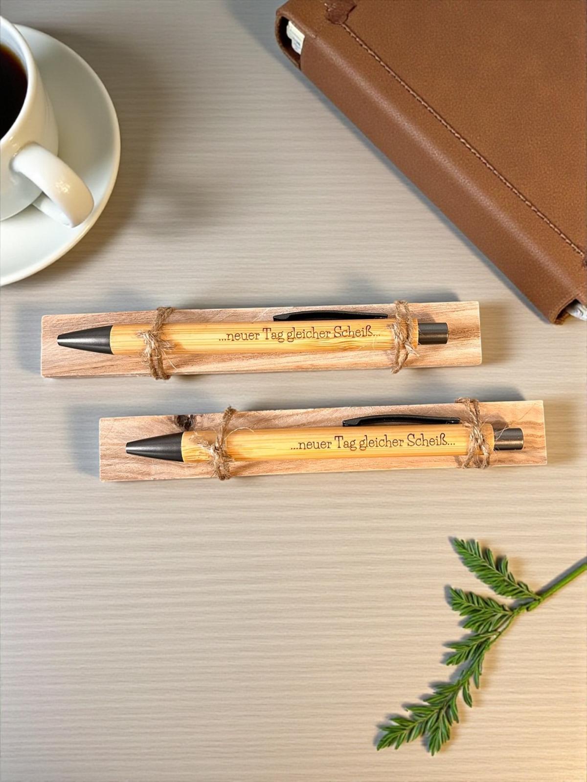 Bambus Kugelschreiber mit Gravur – personalisierter Holz Kugelschreiber – Geschenk mit Wunschtext