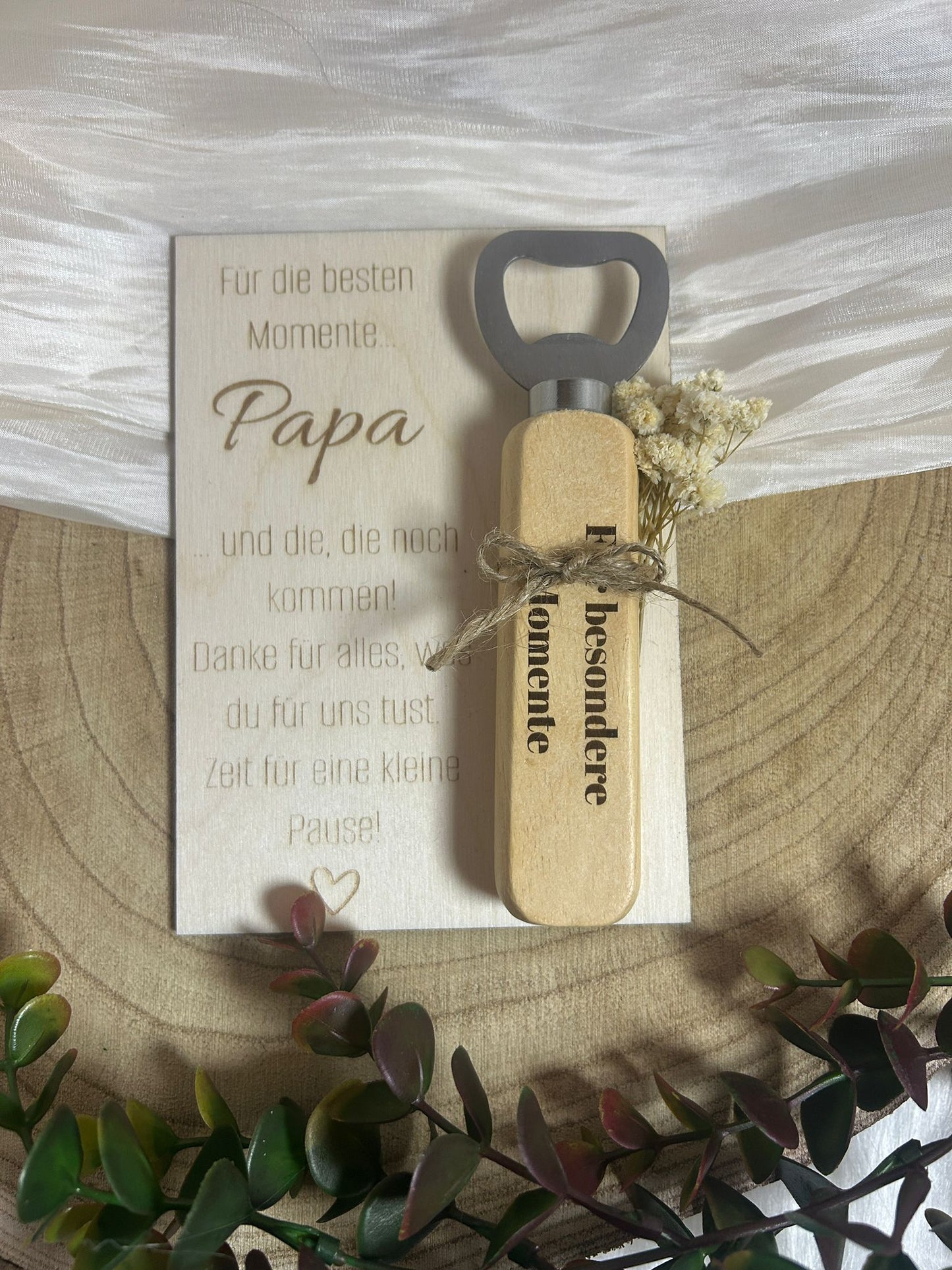 Personalisierter Flaschenöffner mit Holzgriff & gravierter Karte – Geschenk für Papa, Vatertag Geschenk mit Wunschgravur