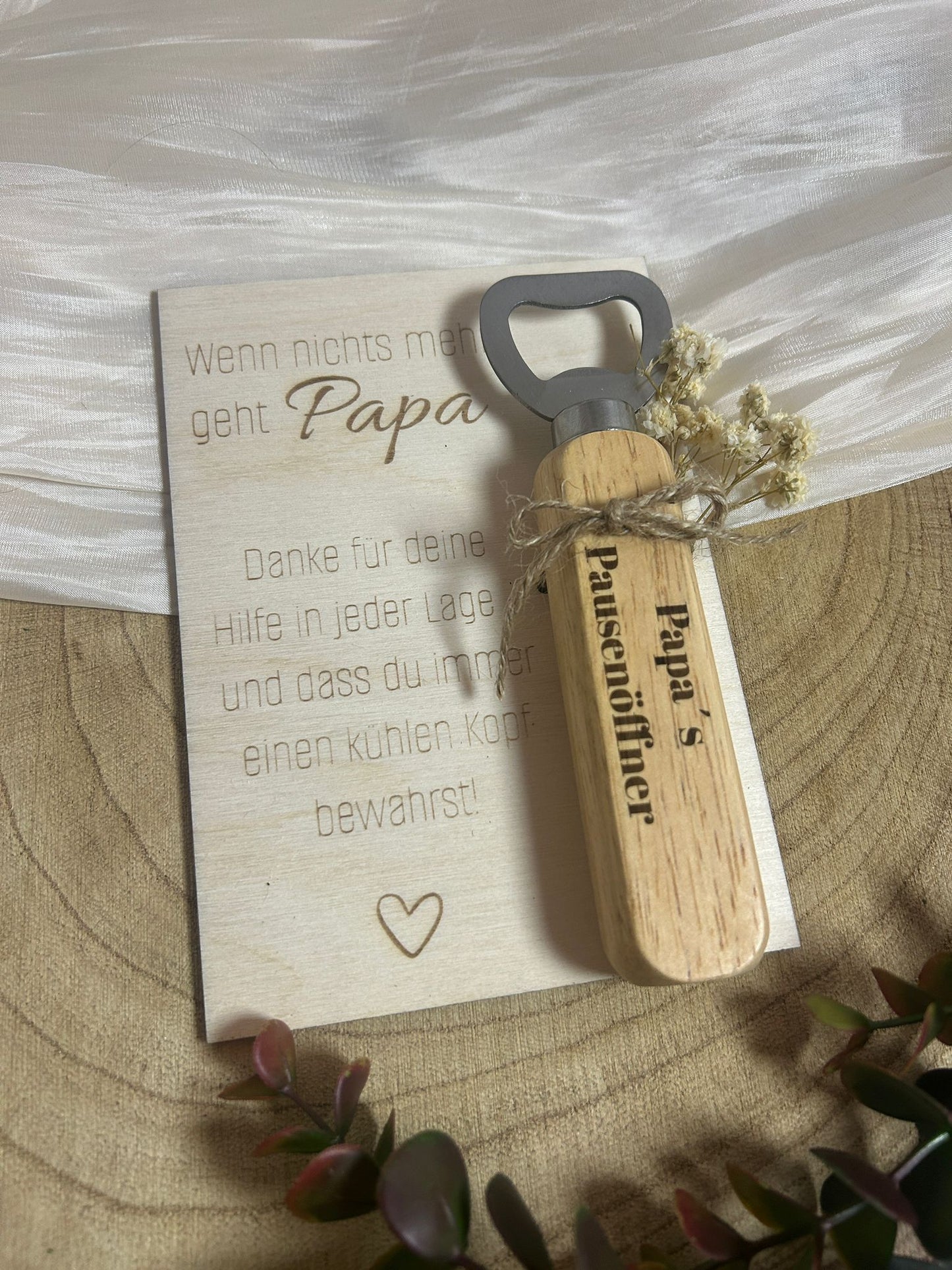 Personalisierter Flaschenöffner mit Holzgriff & gravierter Karte – Geschenk für Papa, Vatertag Geschenk mit Wunschgravur