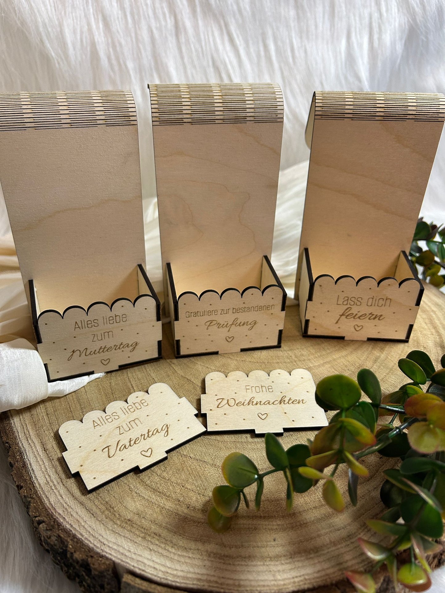 Personalisierte Geschenkbox aus Holz mit Wunschgravur – Geldgeschenk, Gutscheinhalter & kleines Geschenk für Muttertag, Weihnachten, Prüfung & mehr